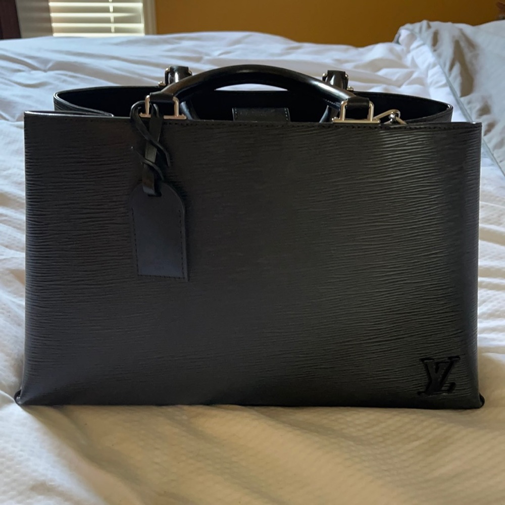Louis Vuitton Noir shoulder bag